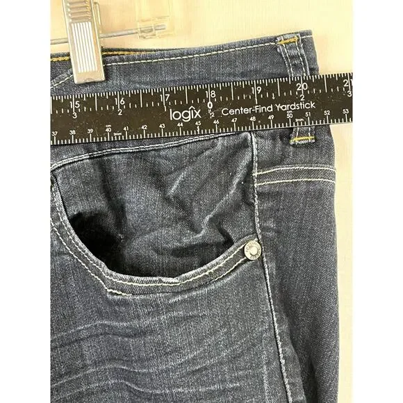 Torrid women's dark wash tapered ankle jeans, size 20 - Picture 9 of 11